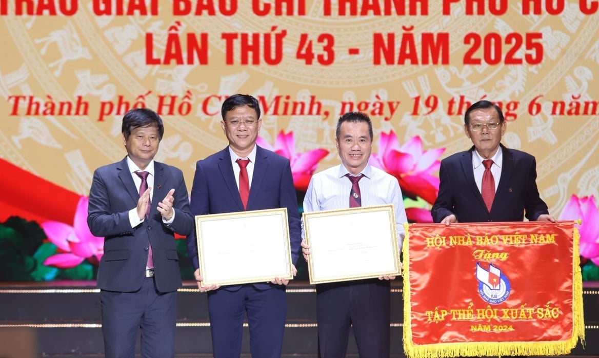 Giải Báo chí TPHCM năm 2025 có 18 cơ quan Báo chí tham dự với 285 tác phẩm dự thi. Ảnh: Đình Du. Giải Báo chí TPHCM năm 2025 có 18 cơ quan Báo chí tham dự với 285 tác phẩm dự thi. Ảnh: Đình Du.