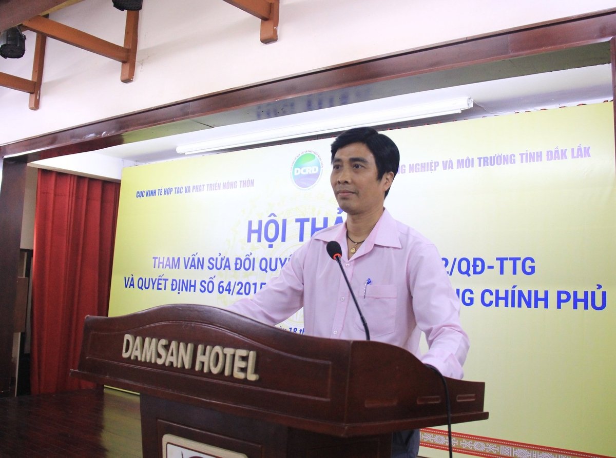 Ông Hoàng Viết Việt, Chi cục trưởng Chi cục Phát triển nông thôn tỉnh Đắk Lắk phát biểu tại hội thảo. Ảnh: Tuấn Trần. Ông Hoàng Viết Việt, Chi cục trưởng Chi cục Phát triển nông thôn tỉnh Đắk Lắk phát biểu tại hội thảo. Ảnh: Tuấn Trần.