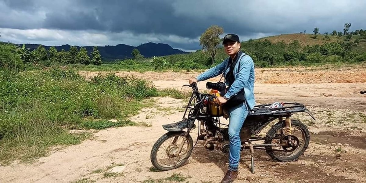 Ngay từ khi bước chân vào nghề báo, Hùng Võ đã quyết định những lĩnh vực gai góc, đấu tranh để bảo vệ tài nguyên thiên nhiên, bảo vệ môi trường sống. Ảnh: NVCC. Ngay từ khi bước chân vào nghề báo, Hùng Võ đã quyết định những lĩnh vực gai góc, đấu tranh để bảo vệ tài nguyên thiên nhiên, bảo vệ môi trường sống. Ảnh: NVCC.