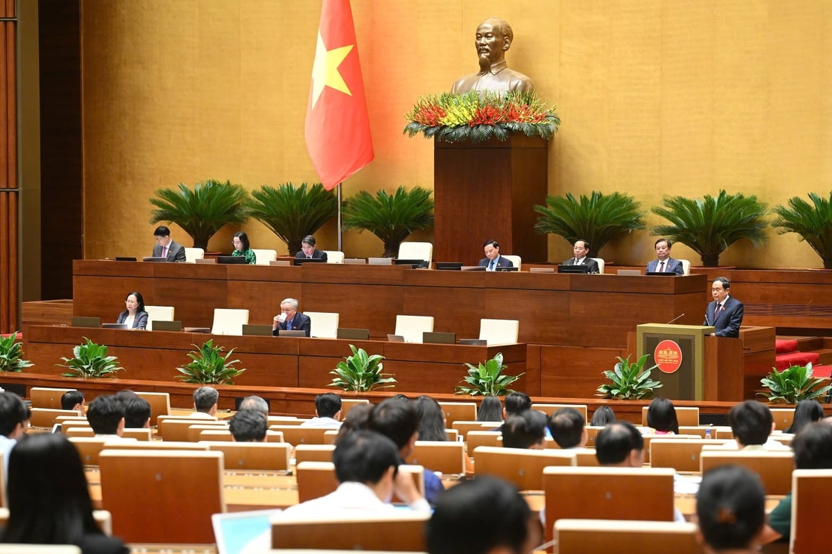 Quốc hội hoàn tất phiên chất vấn sau 1,5 ngày làm việc. Lãnh đạo cam kết hành động vì dân, vì phát triển bền vững và giáo dục thực chất. Ảnh: Quochoi. Quốc hội hoàn tất phiên chất vấn sau 1,5 ngày làm việc. Lãnh đạo cam kết hành động vì dân, vì phát triển bền vững và giáo dục thực chất. Ảnh: Quochoi.
