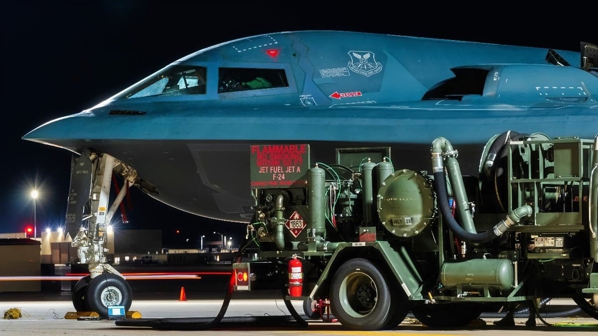 Máy bay B-2 Spirit tiếp nhiên liệu tại Căn cứ Không quân Whiteman, Missouri, hôm 28/5. Ảnh: Không quân Mỹ. Máy bay B-2 Spirit tiếp nhiên liệu tại Căn cứ Không quân Whiteman, Missouri, hôm 28/5. Ảnh: Không quân Mỹ.