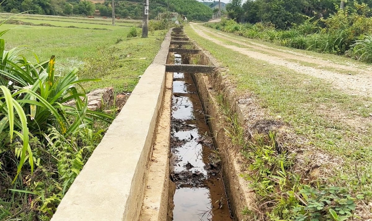 Về lâu dài, để đảm bảo vận hành bền vững cần sự quan tâm đúng mức từ Trung ương, tỉnh Hà Tĩnh trong việc đầu tư nguồn lực cho công tác duy tu, sửa chữa công trình. Ảnh: Thanh Nga. Về lâu dài, để đảm bảo vận hành bền vững cần sự quan tâm đúng mức từ Trung ương, tỉnh Hà Tĩnh trong việc đầu tư nguồn lực cho công tác duy tu, sửa chữa công trình. Ảnh: Thanh Nga.