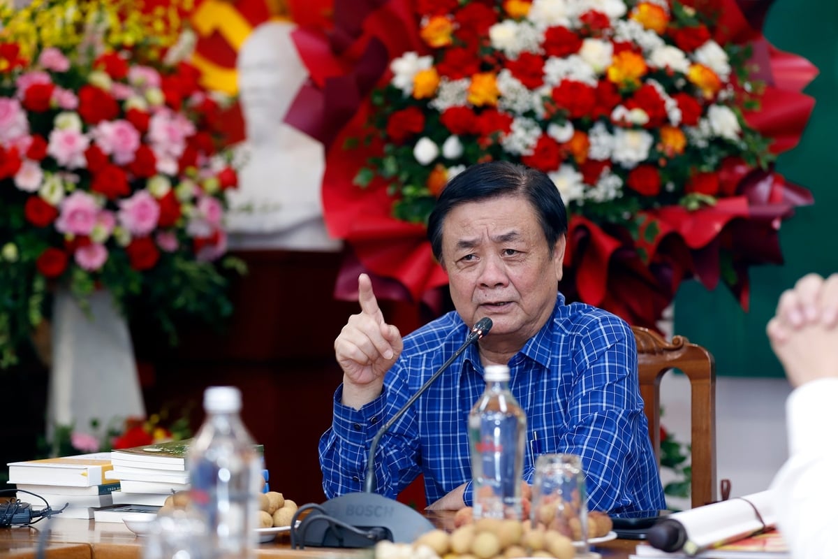 Phó Chủ tịch Lê Minh Hoan cho rằng, hành vi con người mới là cốt lõi của sự chuyển hóa xã hội. Ảnh: Khương Trung. Phó Chủ tịch Lê Minh Hoan cho rằng, hành vi con người mới là cốt lõi của sự chuyển hóa xã hội. Ảnh: Khương Trung.