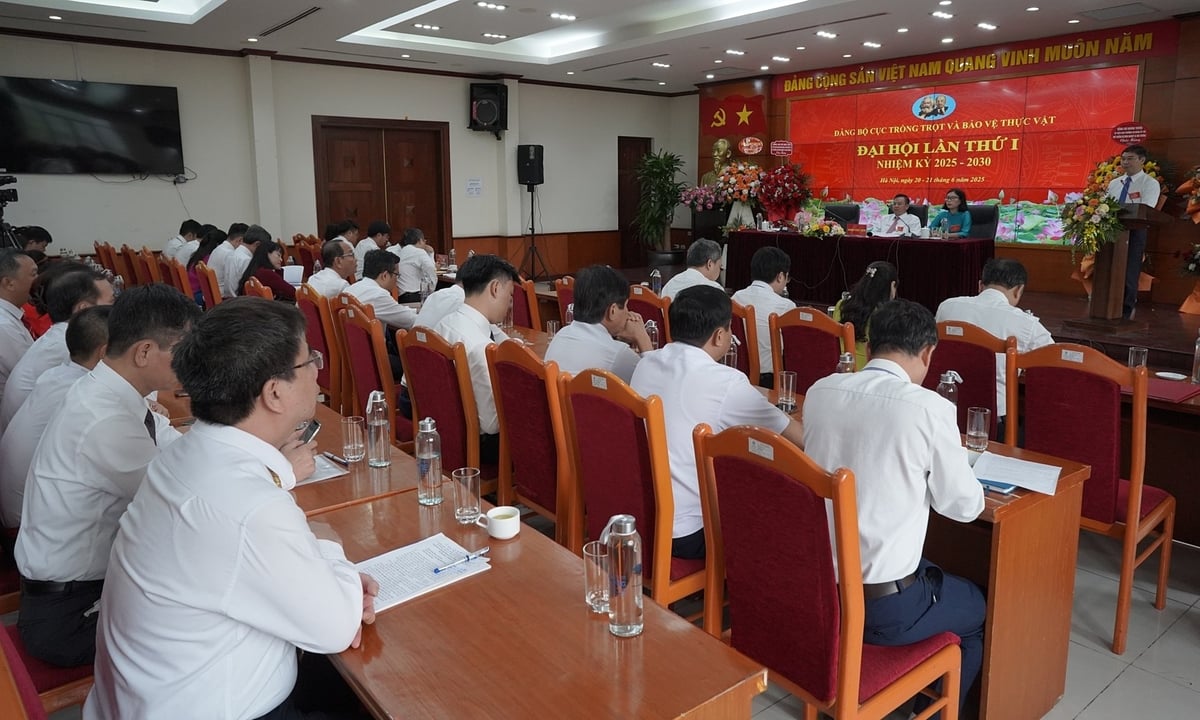 Đại hội lần thứ 1 của Đảng bộ Cục Trồng trọt và Bảo vệ thực vật được tổ chức trong 2 ngày. Ảnh: Bảo Thắng. Đại hội lần thứ 1 của Đảng bộ Cục Trồng trọt và Bảo vệ thực vật được tổ chức trong 2 ngày. Ảnh: Bảo Thắng.