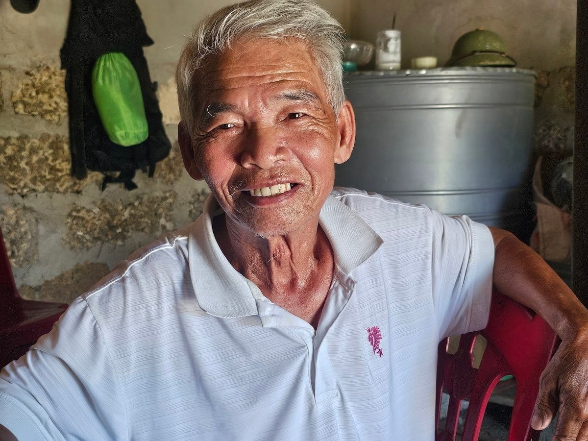 Vị trưởng thôn ngày nào nhớ lại và bảo, chính nhờ loạt bài mà chúng tôi hiểu biết pháp luật và đời sống xã hội được phong phú hơn. Ảnh: Văn Hùng. Vị trưởng thôn ngày nào nhớ lại và bảo, chính nhờ loạt bài mà chúng tôi hiểu biết pháp luật và đời sống xã hội được phong phú hơn. Ảnh: Văn Hùng.