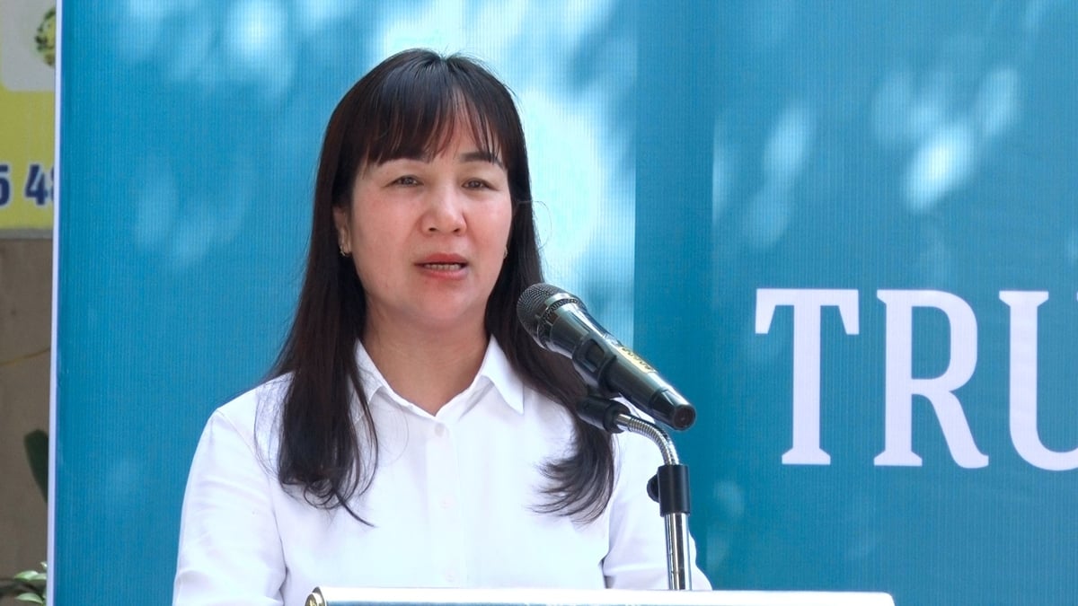 Bà Vũ Thị Bích Hậu - Phó Giám đốc Sở Nông nghiệp và Môi trường TP Đà Nẵng phát biểu tại lễ khai trương Trung tâm OCOP Hòa Xuân. Ảnh: Phạm Huy. Bà Vũ Thị Bích Hậu - Phó Giám đốc Sở Nông nghiệp và Môi trường TP Đà Nẵng phát biểu tại lễ khai trương Trung tâm OCOP Hòa Xuân. Ảnh: Phạm Huy.