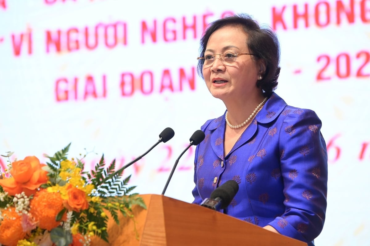 Bộ trưởng Bộ Nội vụ Phạm Thị Thanh Trà phát biểu tại Hội nghị toàn quốc. Ảnh: Tùng Đinh. Bộ trưởng Bộ Nội vụ Phạm Thị Thanh Trà phát biểu tại Hội nghị toàn quốc. Ảnh: Tùng Đinh.