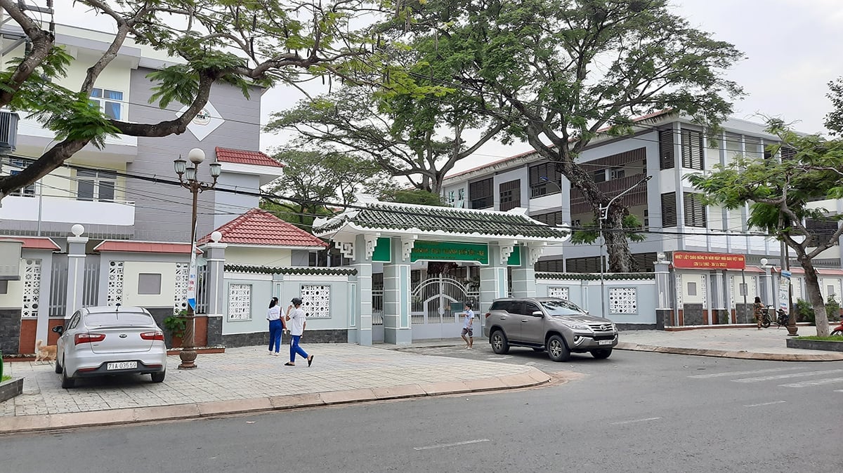 Bến Tre xây dựng quê hương xanh - sạch - đẹp, nơi đáng sống. Ảnh: Thanh Bạch Bến Tre xây dựng quê hương xanh - sạch - đẹp, nơi đáng sống. Ảnh: Thanh Bạch