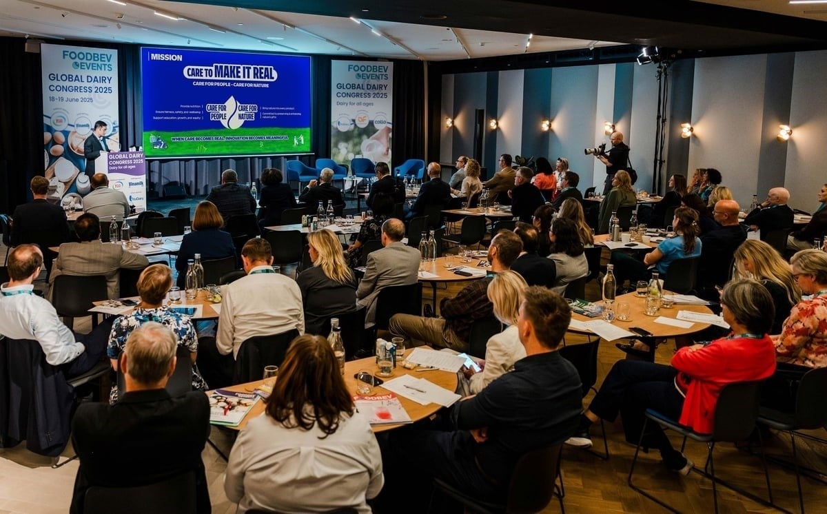 The 18th Global Dairy Congress, held in the Netherlands, gathers nearly 200 leaders and representatives from leading dairy units and enterprises worldwide. Photo: An Minh.