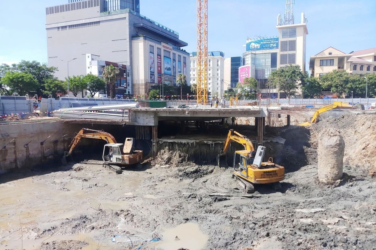 Dự án cải tạo, xây dựng lại các dãy nhà A,B,C Khu chung cư Đống Đa (TP Huế) đang được triển khai. Ảnh: V.D Dự án cải tạo, xây dựng lại các dãy nhà A,B,C Khu chung cư Đống Đa (TP Huế) đang được triển khai. Ảnh: V.D