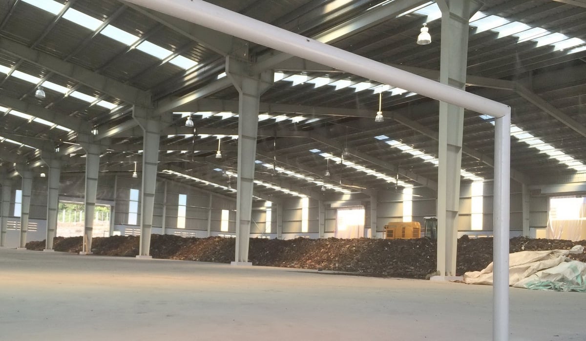 Một nhà máy xử lý rác thành phân compost ở Đồng Nai. Ảnh: Tường Tú. Một nhà máy xử lý rác thành phân compost ở Đồng Nai. Ảnh: Tường Tú.
