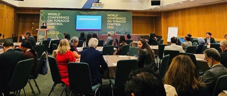 Hội nghị thế giới về kiểm soát thuốc lá 2025 diễn ra tại thủ đô Dublin (Ireland) quy tụ hàng trăm đại biểu đến từ các chính phủ, tổ chức y tế, viện nghiên cứu và tổ chức xã hội dân sự trên toàn cầu. Ảnh: Thu Hương. Hội nghị thế giới về kiểm soát thuốc lá 2025 diễn ra tại thủ đô Dublin (Ireland) quy tụ hàng trăm đại biểu đến từ các chính phủ, tổ chức y tế, viện nghiên cứu và tổ chức xã hội dân sự trên toàn cầu. Ảnh: Thu Hương.
