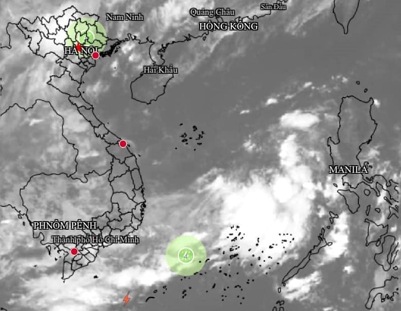 Ảnh vệ tinh cho thấy một vùng áp thấp hình thành trên Biển Đông, gần quần đảo Phi-lip-pin. Ảnh: TTDBKTTVQG. Ảnh vệ tinh cho thấy một vùng áp thấp hình thành trên Biển Đông, gần quần đảo Phi-lip-pin. Ảnh: TTDBKTTVQG.