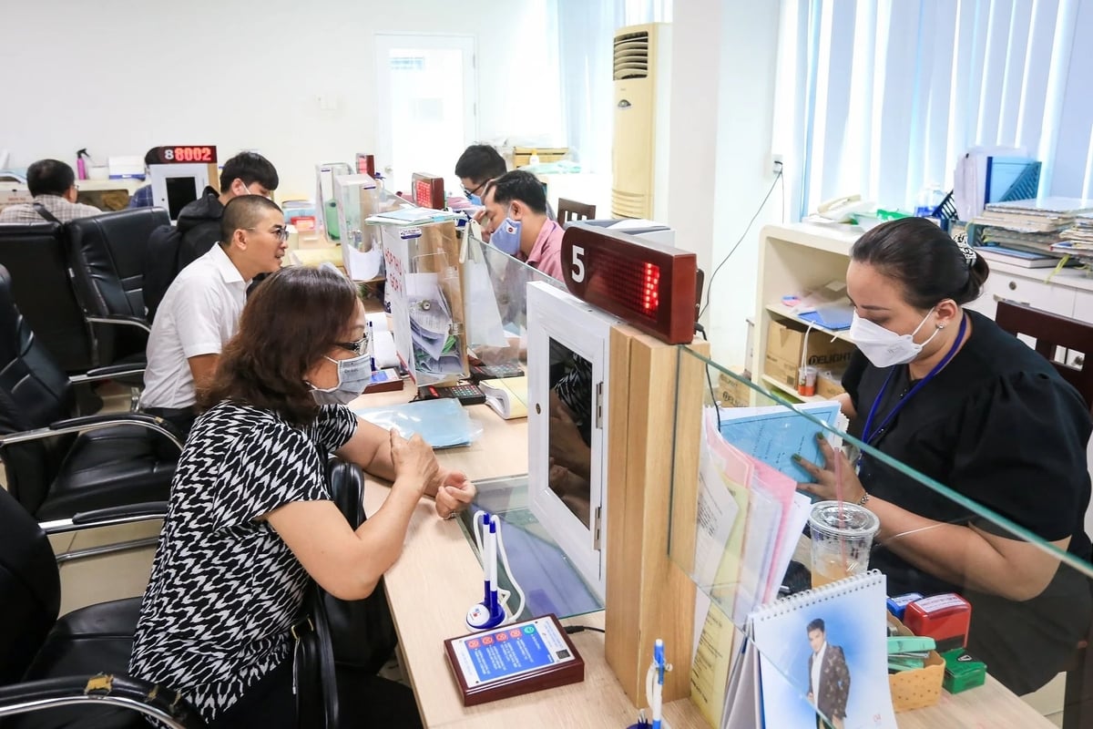 Bộ Nội vụ đề nghị các cơ quan, đơn vị giải quyết kịp thời, nhanh chóng, đúng quy định cho cán bộ, công chức, viên chức, người lao động và lực lượng vũ trang nghỉ việc do sắp xếp tổ chức bộ máy, đơn vị hành chính. Ảnh minh họa.