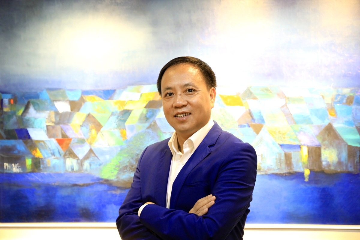 Vua tiêu Việt tuổi 50 Phan Minh Thông. Vua tiêu Việt tuổi 50 Phan Minh Thông.