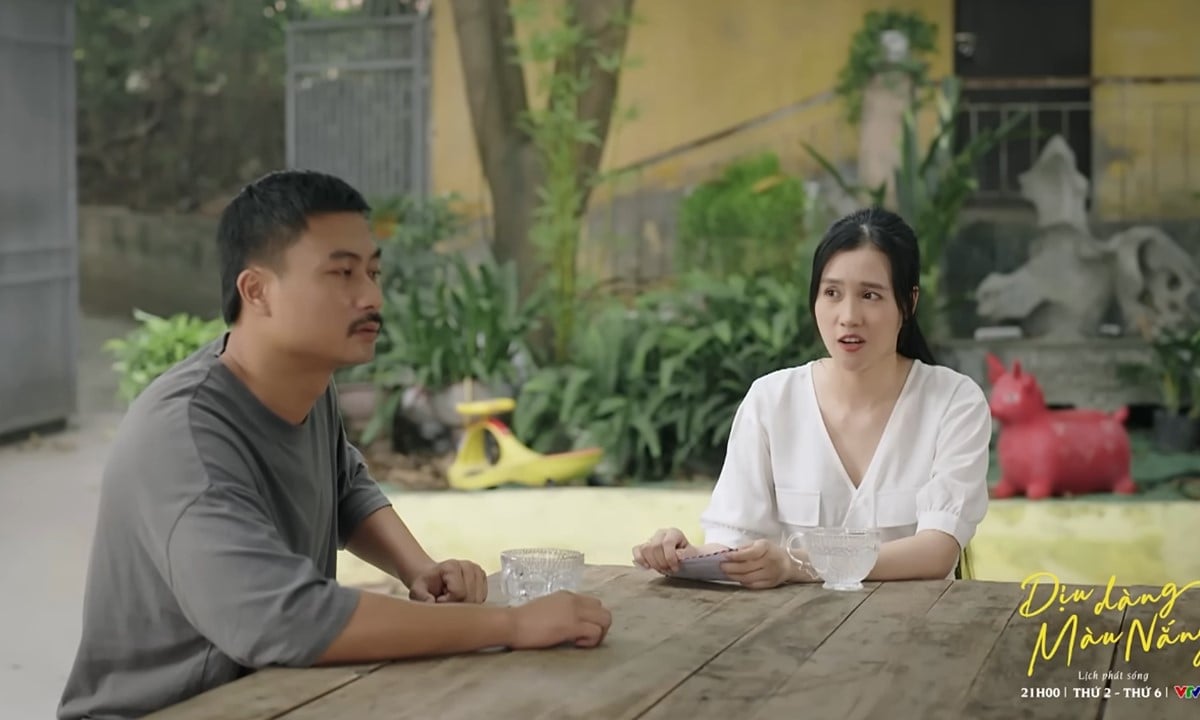 Tuyết dùng tiền để thuyết phục Bắc. Ảnh CMH