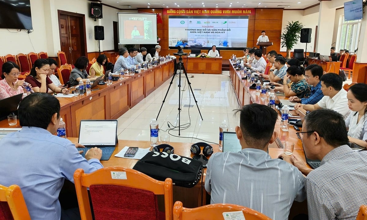 Tọa đàm được tổ chức tại điểm cầu chính - trụ sở Bộ Nông nghiệp và Môi trường. Ảnh: Bảo Thắng. Tọa đàm được tổ chức tại điểm cầu chính - trụ sở Bộ Nông nghiệp và Môi trường. Ảnh: Bảo Thắng.