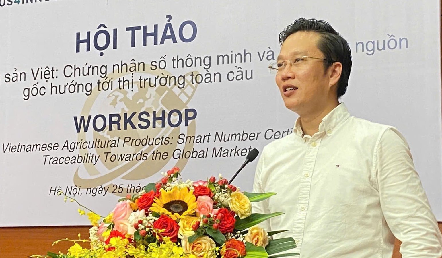 Ông Hà Minh Hiệp – Chủ tịch Ủy ban Tiêu chuẩn Đo lường chất lượng Quốc gia phát biểu khai mạc hội thảo. Ảnh: Thủy Nhi.