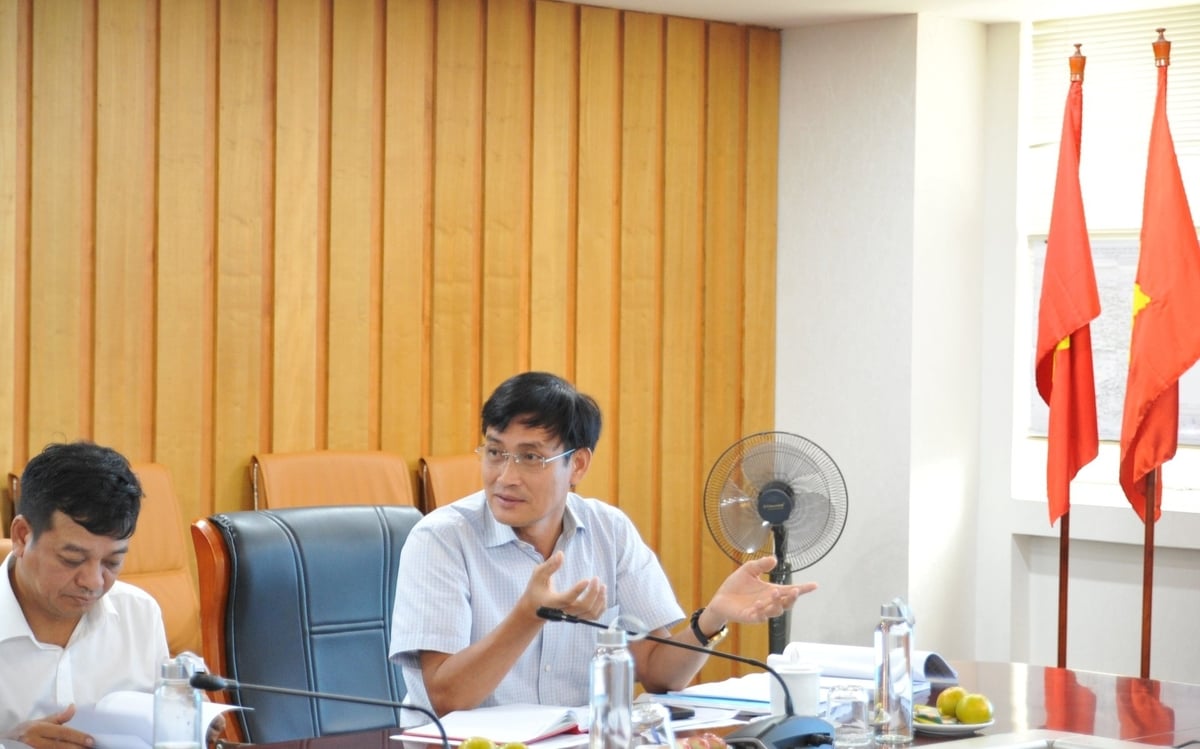 Thứ trưởng Bộ Nông nghiệp và Môi trường Trần Quý Kiên chủ trì cuộc họp. Ảnh: Mai Đan. Thứ trưởng Bộ Nông nghiệp và Môi trường Trần Quý Kiên chủ trì cuộc họp. Ảnh: Mai Đan.