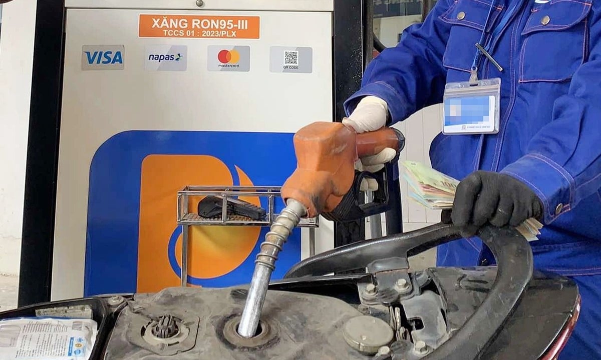 Giá xăng dầu hôm nay 25/6/2025 ở trong nước và thế giới mới nhất Giá xăng dầu hôm nay 25/6/2025 ở trong nước và thế giới mới nhất
