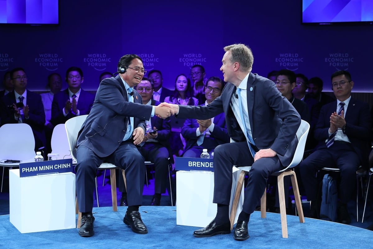 Ông Borge Brende đánh giá Việt Nam là nền kinh tế tăng trưởng rất nhanh - điều hiếm thấy trong bối cảnh kinh tế toàn cầu hiện nay. Ảnh: VGP. Ông Borge Brende đánh giá Việt Nam là nền kinh tế tăng trưởng rất nhanh - điều hiếm thấy trong bối cảnh kinh tế toàn cầu hiện nay. Ảnh: VGP.