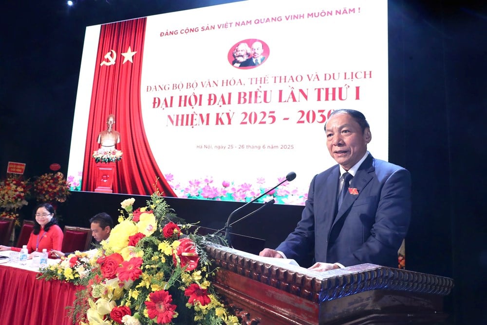 Bộ trưởng Nguyễn Văn Hùng phát biểu khai mạc Đại hội. Ảnh: Báo Văn Hóa. Bộ trưởng Nguyễn Văn Hùng phát biểu khai mạc Đại hội. Ảnh: Báo Văn Hóa.