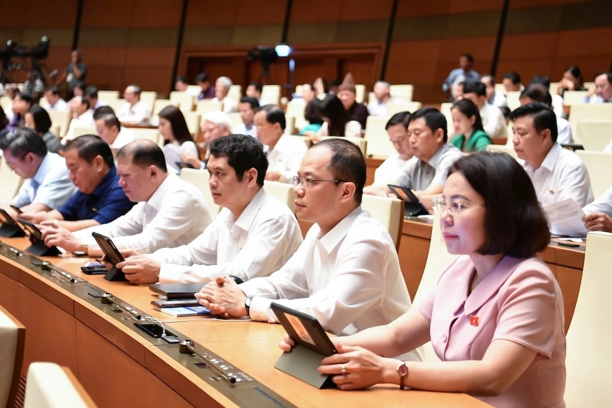 Đại biểu Quốc hội tại hội trường Diên Hồng, ngày 26/6. Ảnh: Quochoi. Đại biểu Quốc hội tại hội trường Diên Hồng, ngày 26/6. Ảnh: Quochoi.