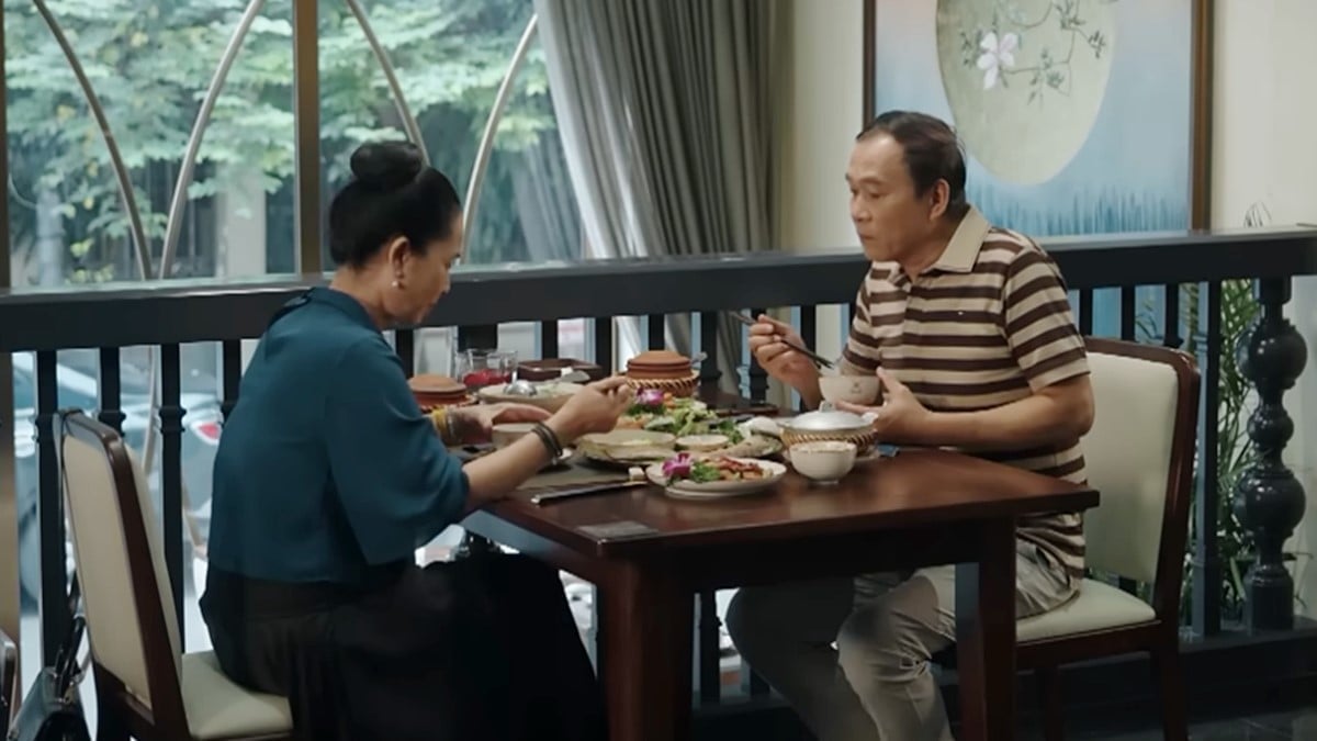 Bà Hà viện cớ bận nên không kịp báo chồng chuyện bị thu hồi bánh. Ảnh CMH Bà Hà viện cớ bận nên không kịp báo chồng chuyện bị thu hồi bánh. Ảnh CMH