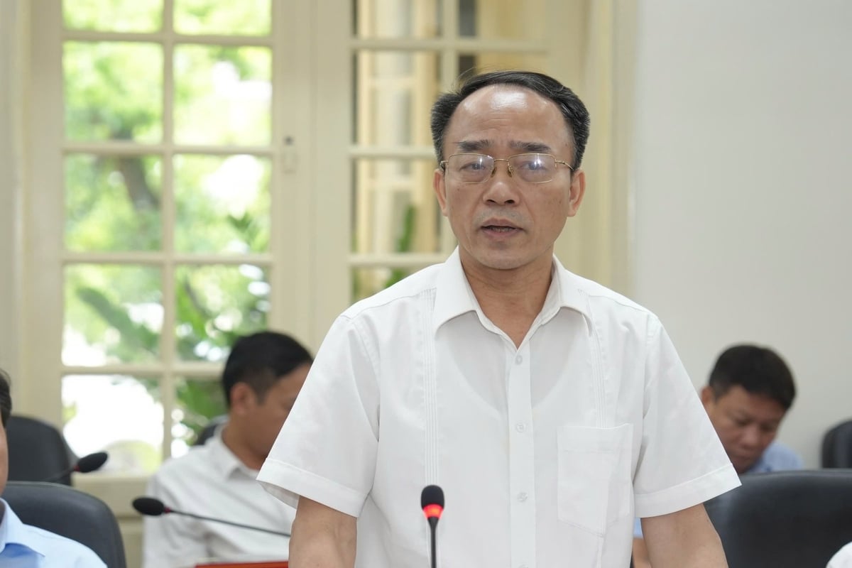 Đại diện các quận, huyện báo cáo tiến độ triển khai sắp xếp đơn vị hành chính cấp xã. Ảnh: Sở Văn hóa và Thể thao Hà Nội. Đại diện các quận, huyện báo cáo tiến độ triển khai sắp xếp đơn vị hành chính cấp xã. Ảnh: Sở Văn hóa và Thể thao Hà Nội.