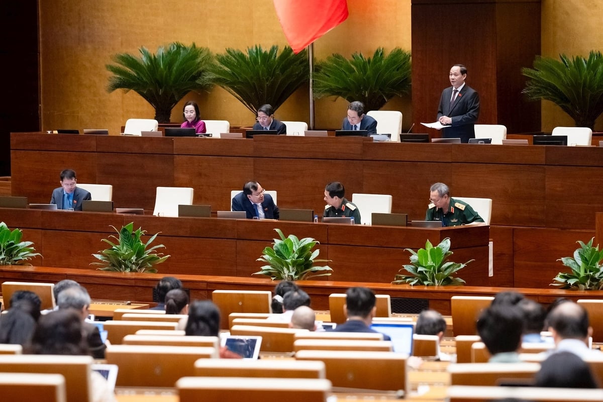 Phó Chủ tịch Quốc hội, Thượng tướng Trần Quang Phương điều hành phiên họp. Ảnh: Phạm Thắng. Phó Chủ tịch Quốc hội, Thượng tướng Trần Quang Phương điều hành phiên họp. Ảnh: Phạm Thắng.