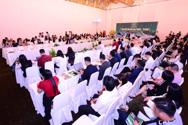 Quang cảnh hội thảo. Ảnh: Quang Định. Quang cảnh hội thảo. Ảnh: Quang Định.
