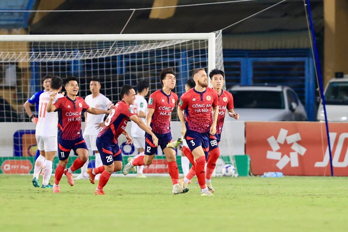 Công an Hà Nội giành vé vào chung kết Cúp Quốc gia 2024/2025. Ảnh: VPF. Công an Hà Nội giành vé vào chung kết Cúp Quốc gia 2024/2025. Ảnh: VPF.