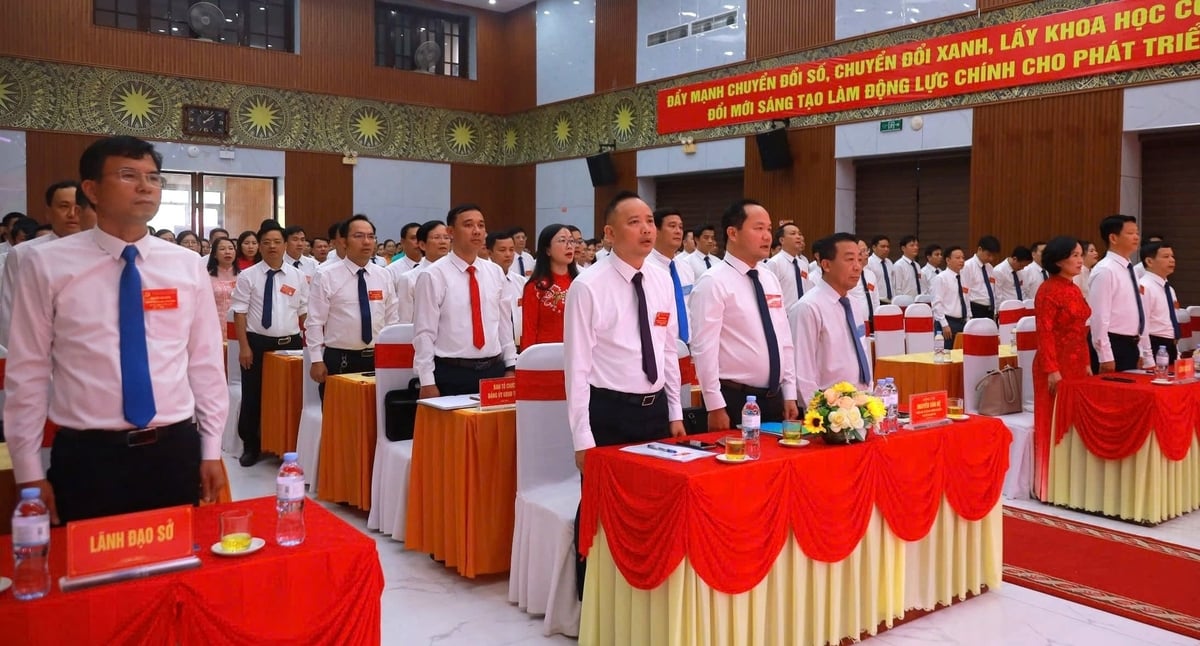 Toàn cảnh Đại hội Đảng bộ Sở Nông nghiệp và Môi trường Nghệ An lần thứ nhất. Ảnh: Ngọc Linh. Toàn cảnh Đại hội Đảng bộ Sở Nông nghiệp và Môi trường Nghệ An lần thứ nhất. Ảnh: Ngọc Linh.