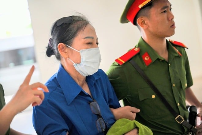 Bị cáo Hoàng Thị Thúy Lan, cựu Bí thư tỉnh Vĩnh Phúc. Ảnh: An ninh Thủ đô. Bị cáo Hoàng Thị Thúy Lan, cựu Bí thư tỉnh Vĩnh Phúc. Ảnh: An ninh Thủ đô.