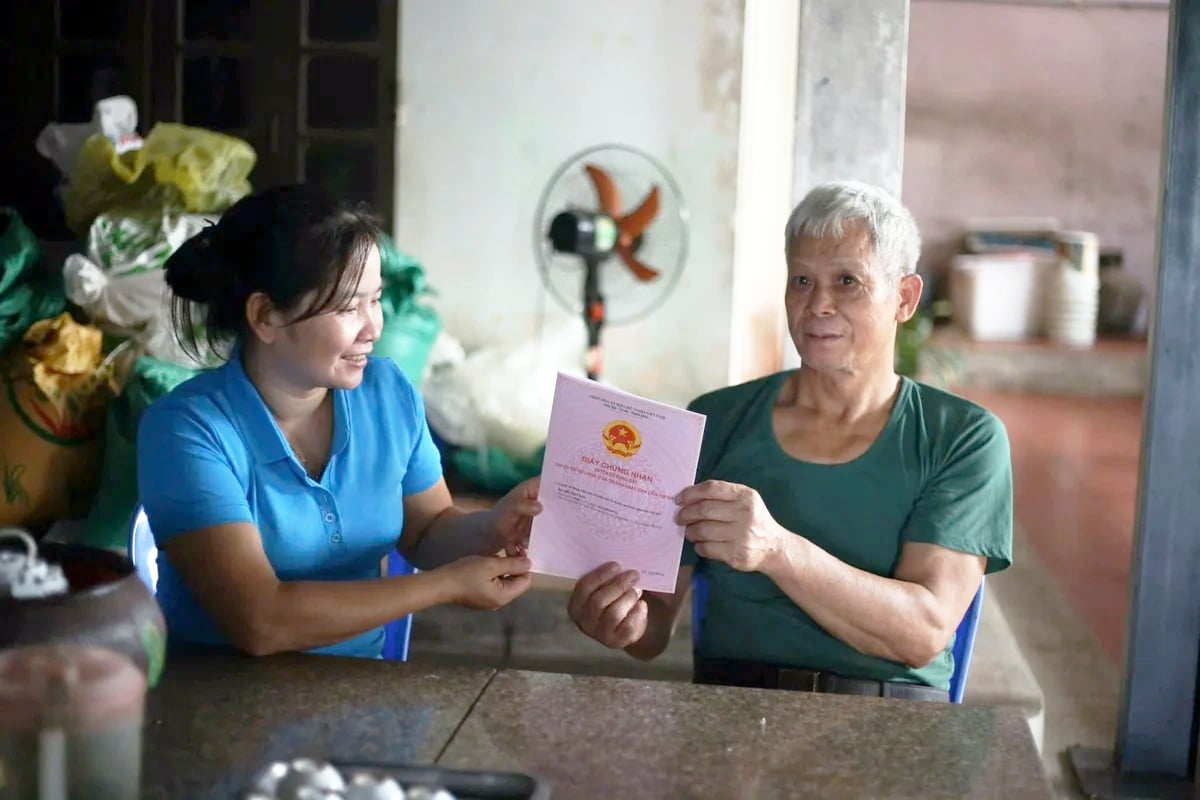Việc công bố danh mục địa phương nắm rõ căn cứ pháp lý, chủ động tổ chức thực hiện, đồng thời góp phần đẩy mạnh cải cách hành chính, nâng cao hiệu lực, hiệu quả quản lý nhà nước về đất đai. Ảnh: Sơn Tùng/Báo Hà Nội mới. Việc công bố danh mục địa phương nắm rõ căn cứ pháp lý, chủ động tổ chức thực hiện, đồng thời góp phần đẩy mạnh cải cách hành chính, nâng cao hiệu lực, hiệu quả quản lý nhà nước về đất đai. Ảnh: Sơn Tùng/Báo Hà Nội mới.