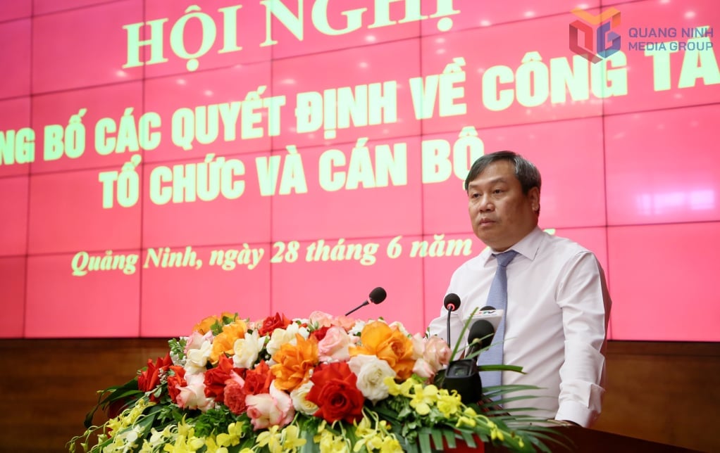 Ông Vũ Đại Thắng, Ủy viên Trung ương Đảng, Bí thư Tỉnh ủy Quảng Ninh phát biểu chỉ đạo tại hội nghị. Ảnh: QMG Ông Vũ Đại Thắng, Ủy viên Trung ương Đảng, Bí thư Tỉnh ủy Quảng Ninh phát biểu chỉ đạo tại hội nghị. Ảnh: QMG