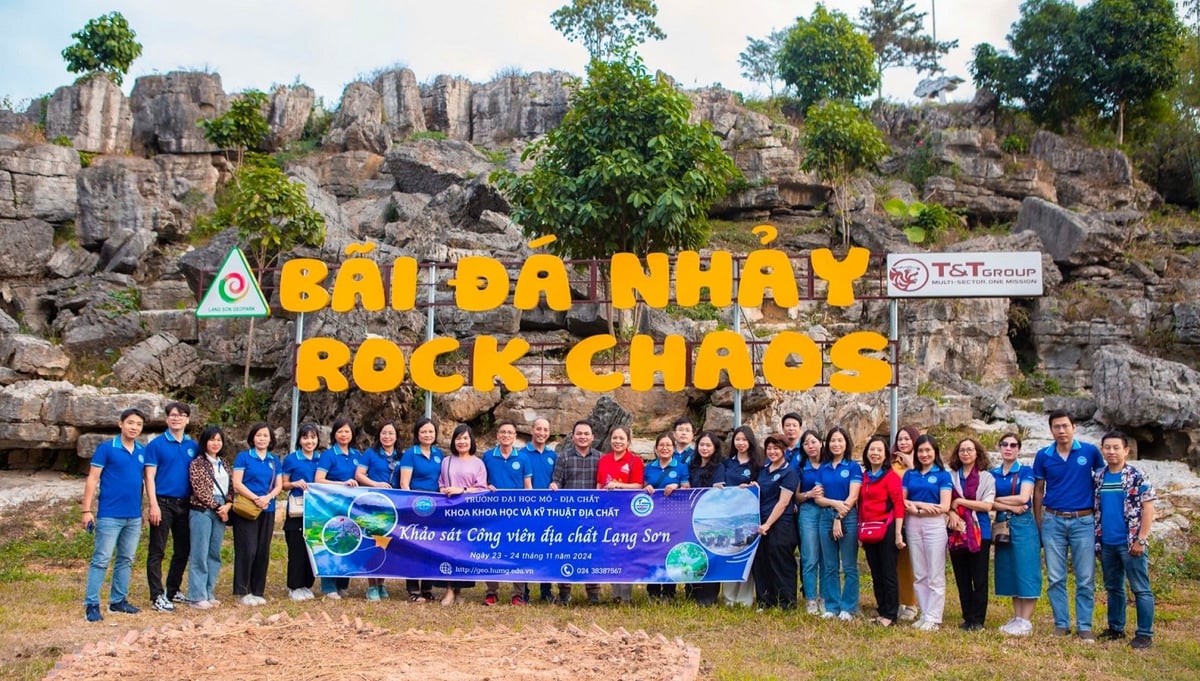 Công viên địa chất toàn cầu UNESCO Lạng Sơn có diện tích gần 5.000 km², với hơn 100 di sản địa chất, văn hóa và khảo cổ học đặc sắc. Ảnh: TTXTDL. Công viên địa chất toàn cầu UNESCO Lạng Sơn có diện tích gần 5.000 km², với hơn 100 di sản địa chất, văn hóa và khảo cổ học đặc sắc. Ảnh: TTXTDL.