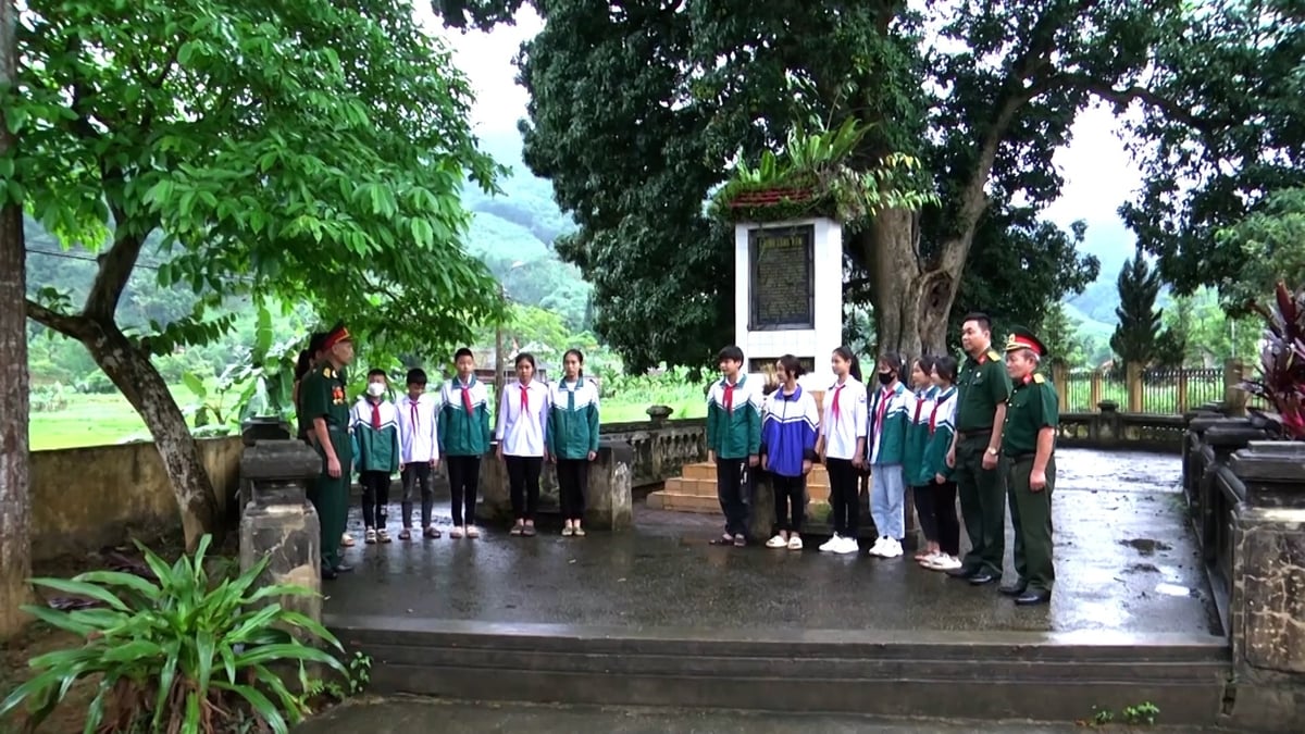 Ban Cán sự Đảng liên tỉnh Yên Bái - Phú Thọ ra đời tại chiến khu Vần. Ảnh: TN. Ban Cán sự Đảng liên tỉnh Yên Bái - Phú Thọ ra đời tại chiến khu Vần. Ảnh: TN.