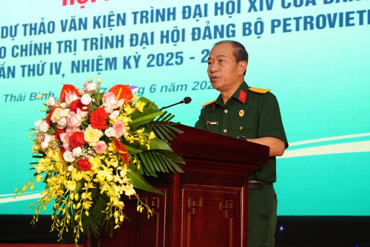 Ủy viên BTV T.Ư Hội CCB Việt Nam, Ủy viên BTV Đảng uỷ, Chủ tịch Hội CCB Tập đoàn Phạm Quang Dũng phát biểu khai mạc. Ảnh: PetroTimes. Ủy viên BTV T.Ư Hội CCB Việt Nam, Ủy viên BTV Đảng uỷ, Chủ tịch Hội CCB Tập đoàn Phạm Quang Dũng phát biểu khai mạc. Ảnh: PetroTimes.