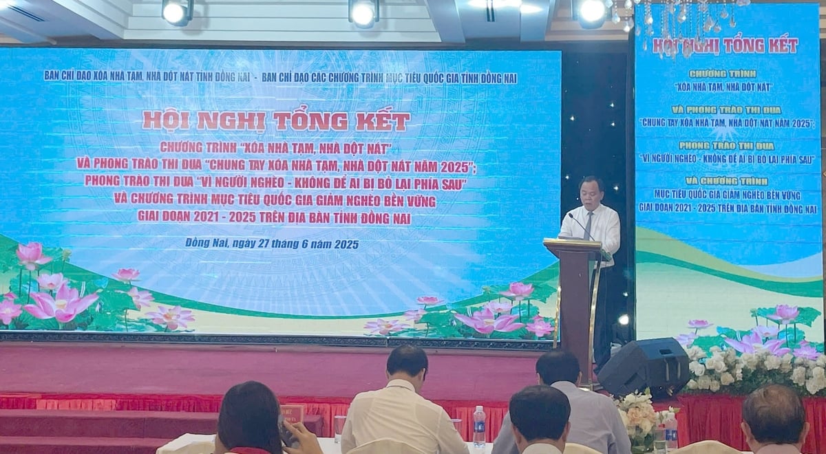 Ông Võ Tấn Đức, Chủ tịch UBND Đồng Nai phát biểu tại chương trình tổng kết 'Xóa nhà tạm, nhà dột nát' trên địa bàn tỉnh, giai đoạn 2021 - 2025. Ảnh: Châu Thanh An.