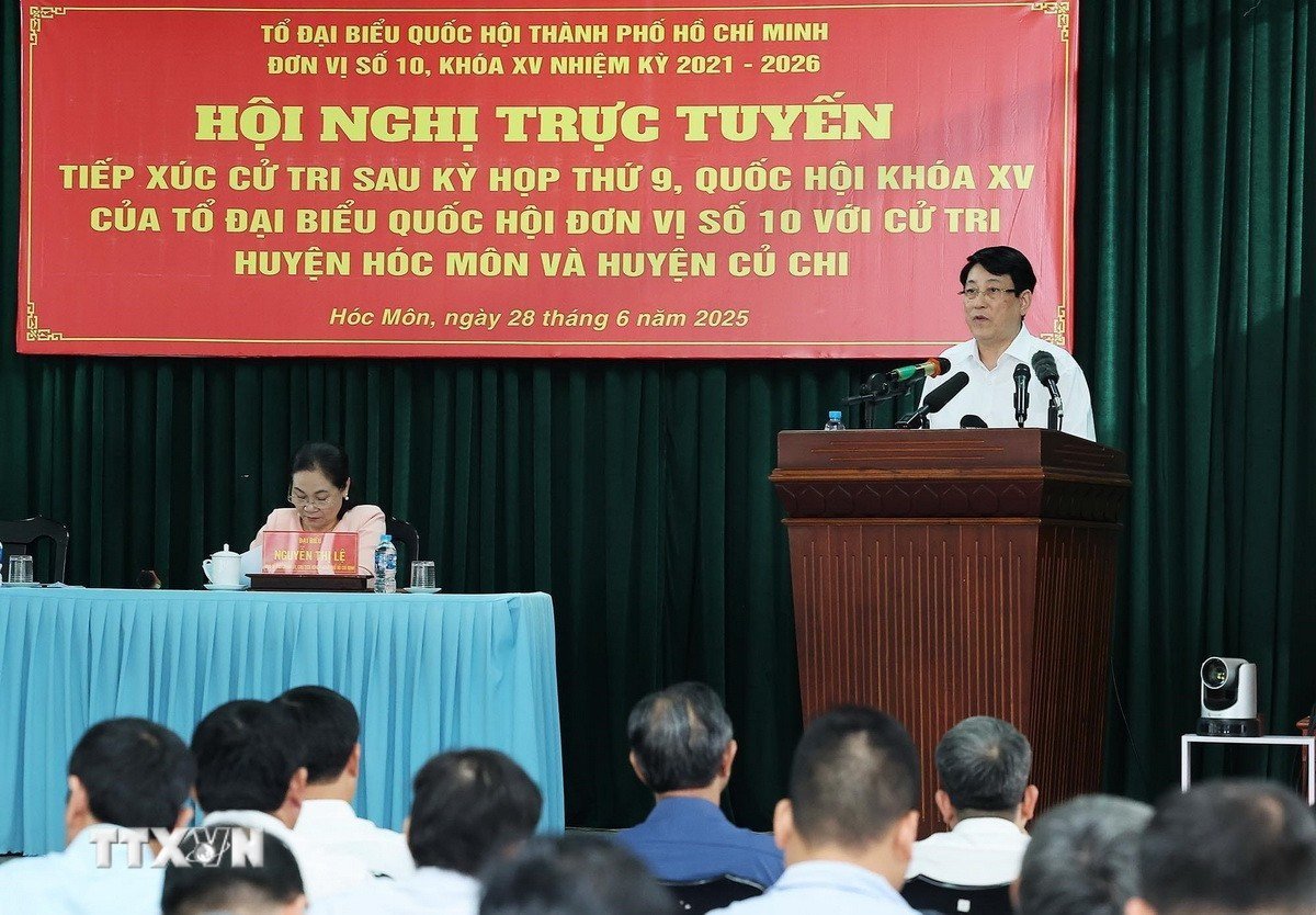 Chủ tịch nước Lương Cường phát biểu với cử tri huyện Hóc Môn và Củ Chi, TP.HCM. Ảnh: TTXVN. Chủ tịch nước Lương Cường phát biểu với cử tri huyện Hóc Môn và Củ Chi, TP.HCM. Ảnh: TTXVN.