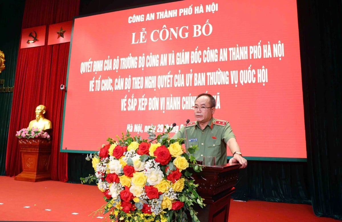 Trung tướng Nguyễn Thanh Tùng - Giám đốc Công an TP Hà Nội phát biểu tại buổi lễ. Ảnh: Công an TP Hà Nội. Trung tướng Nguyễn Thanh Tùng - Giám đốc Công an TP Hà Nội phát biểu tại buổi lễ. Ảnh: Công an TP Hà Nội.