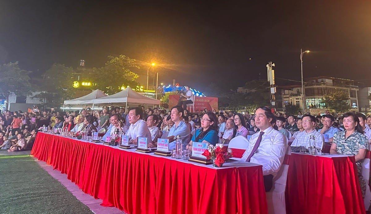 Các đại biểu tham gia Chương trình. Ảnh: Bích Hợp. Các đại biểu tham gia Chương trình. Ảnh: Bích Hợp.