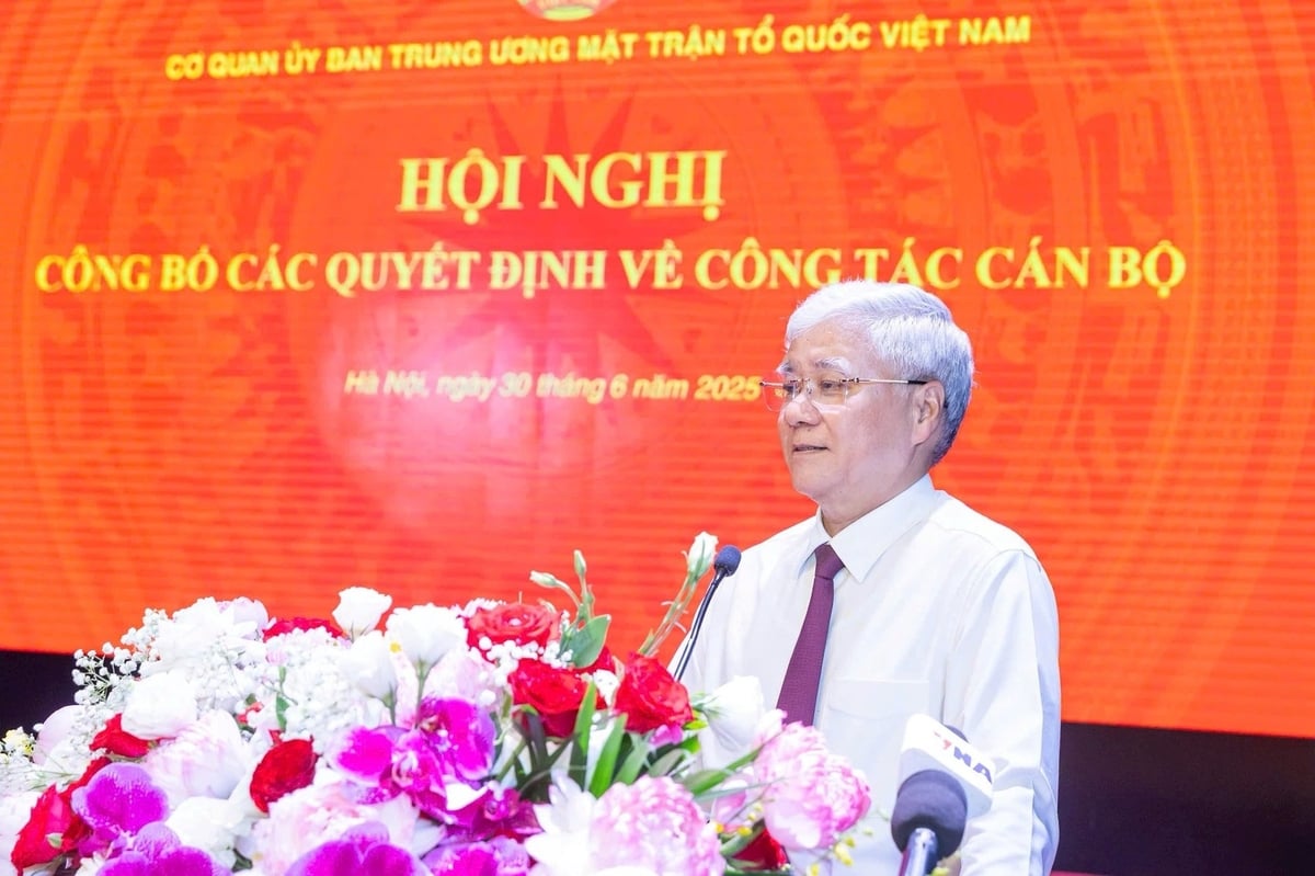 Ông Đỗ Văn Chiến, Ủy viên Bộ Chính trị, Bí thư Trung ương Đảng, Bí thư Đảng ủy MTTQ, các đoàn thể Trung ương, Chủ tịch UBTƯ MTTQ Việt Nam phát biểu chỉ đạo tại Hội nghị. Ảnh: Quang Vinh. Ông Đỗ Văn Chiến, Ủy viên Bộ Chính trị, Bí thư Trung ương Đảng, Bí thư Đảng ủy MTTQ, các đoàn thể Trung ương, Chủ tịch UBTƯ MTTQ Việt Nam phát biểu chỉ đạo tại Hội nghị. Ảnh: Quang Vinh.