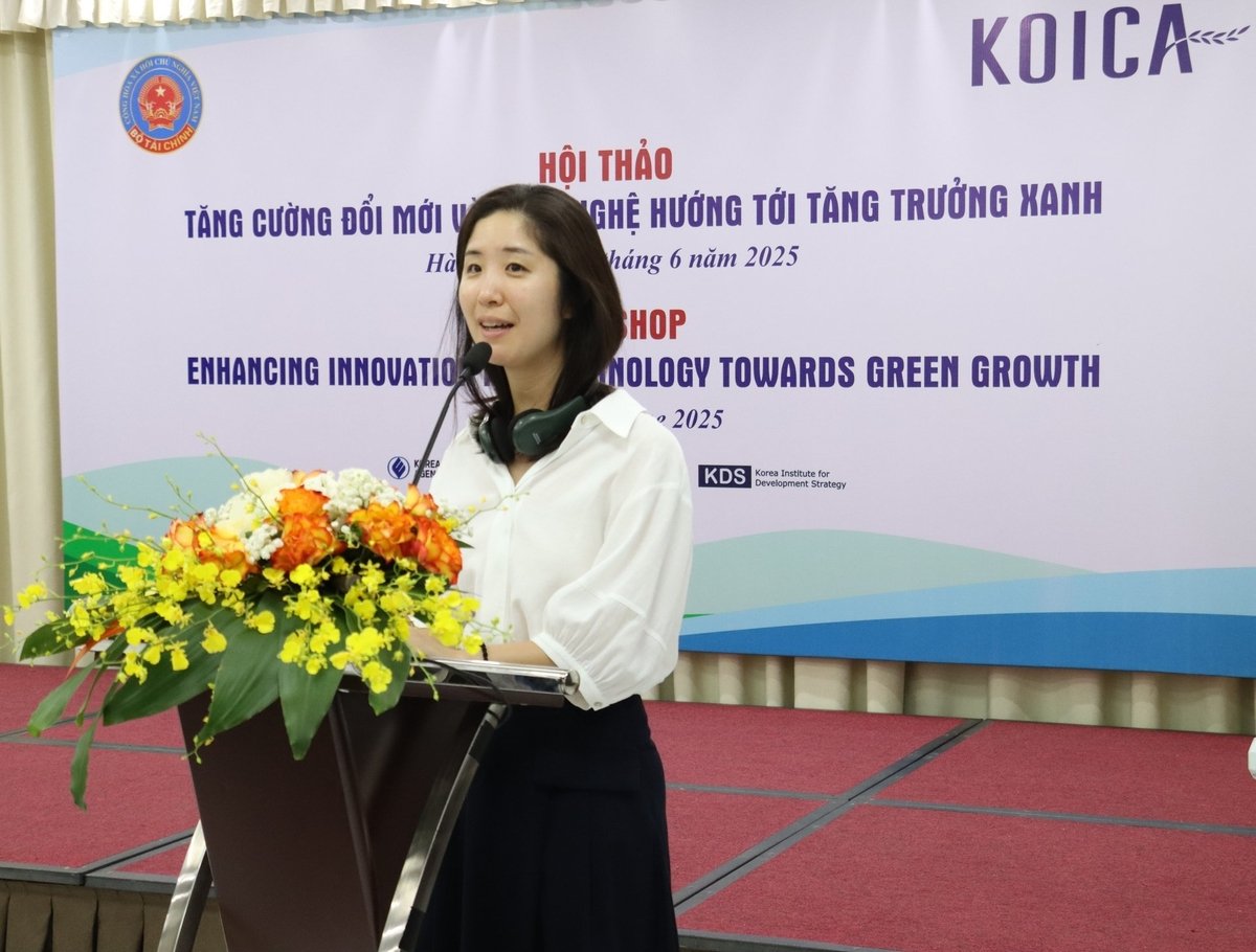 Bà Yookyung Lee, Phó Giám đốc quốc gia KOICA tại Việt Nam phát biểu tại Hội thảo. Ảnh: Nguyễn Thủy. Bà Yookyung Lee, Phó Giám đốc quốc gia KOICA tại Việt Nam phát biểu tại Hội thảo. Ảnh: Nguyễn Thủy.