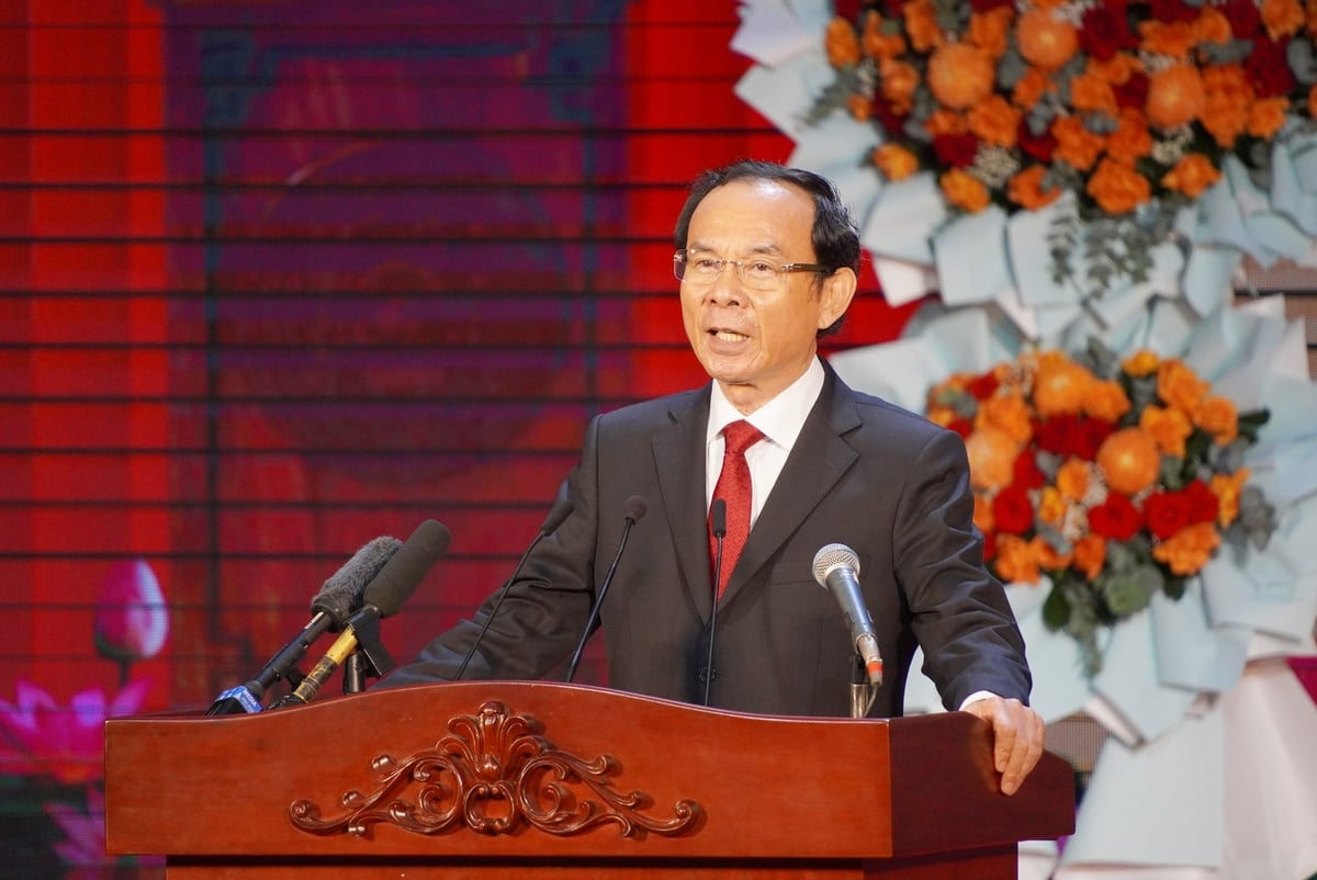 Bí thư Thành ủy TP.HCM Nguyễn Văn Nên phát biểu tại buổi lễ. Ảnh: Nguyễn Thủy.