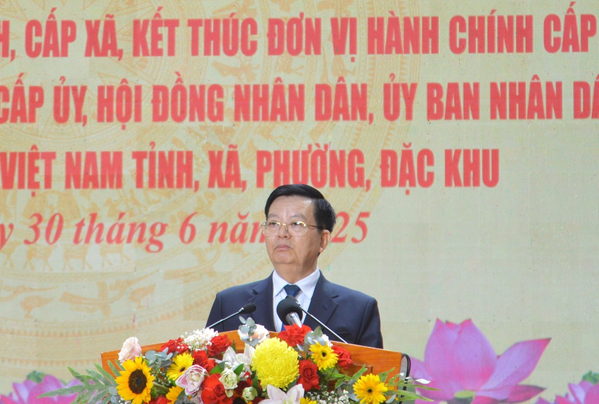 Phó Thủ tướng Chính phủ Mai Văn Chính phát biểu chỉ đạo tại lễ công bố các Nghị quyết và Quyết định của Trung ương về thành lập tỉnh An Giang. Ảnh: Trung Chánh. Phó Thủ tướng Chính phủ Mai Văn Chính phát biểu chỉ đạo tại lễ công bố các Nghị quyết và Quyết định của Trung ương về thành lập tỉnh An Giang. Ảnh: Trung Chánh.