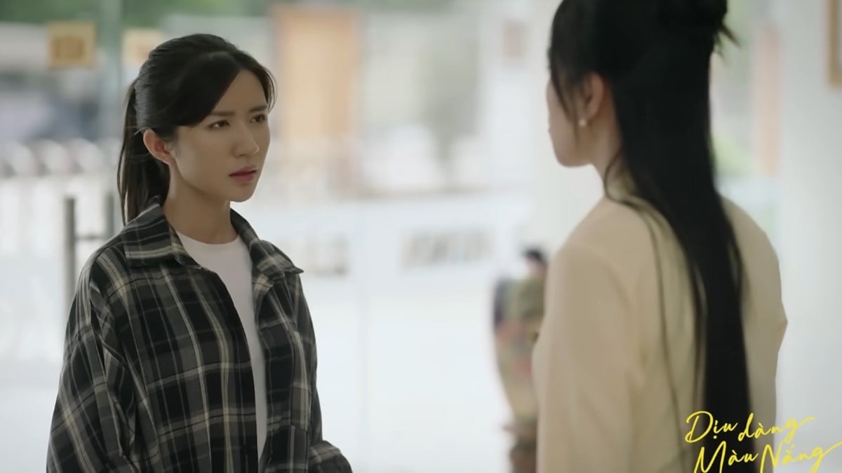 Xuân bắt đầu nghi vấn về chuyện xảy ra ở công ty. Ảnh CMH Xuân bắt đầu nghi vấn về chuyện xảy ra ở công ty. Ảnh CMH