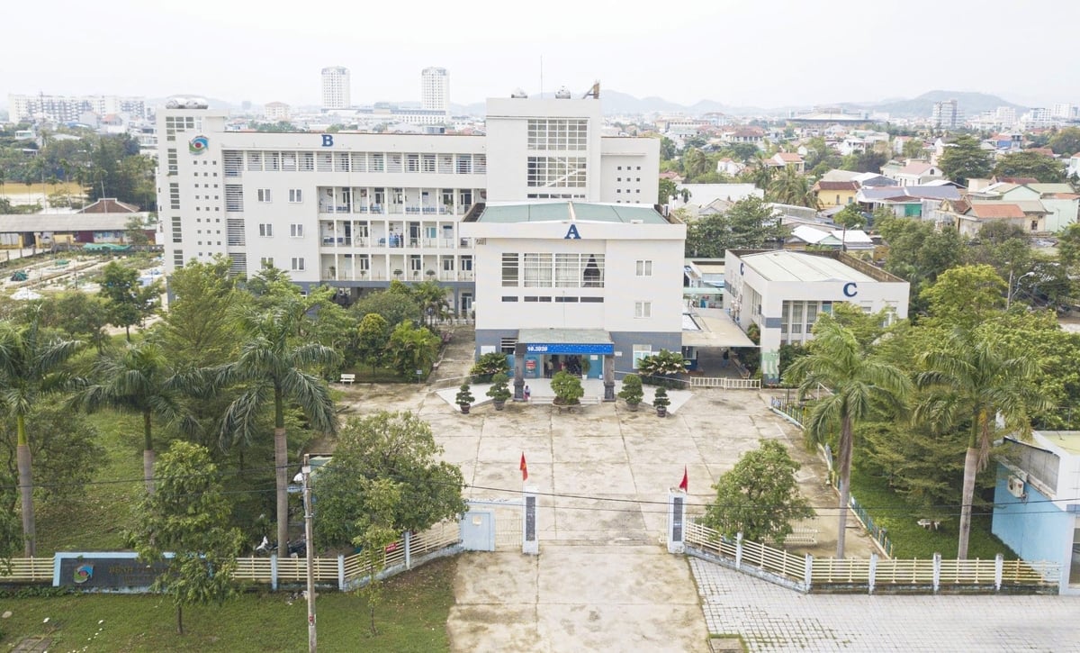 TP Huế có nhiều cơ sở y tế nên lượng chất thải y tế phát sinh là rất lớn. Ảnh: Văn Dinh. TP Huế có nhiều cơ sở y tế nên lượng chất thải y tế phát sinh là rất lớn. Ảnh: Văn Dinh.