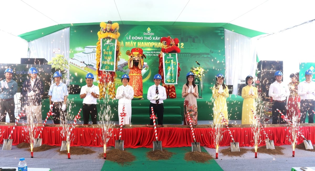 Lễ động thổ xây dựng Nhà máy Thức ăn chăn nuôi HanoPhavico số 2 ngày 30/6. Ảnh: Phạm Hiếu.